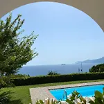 Giulia Villa