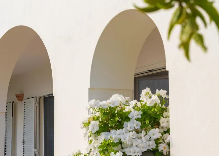 Giulia Villa Praiano